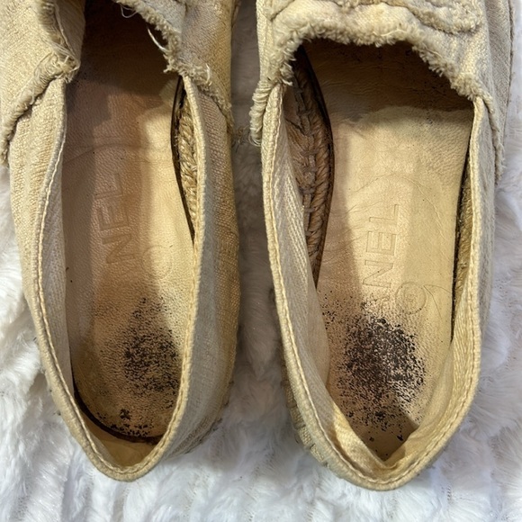 Chanel interlocking CC canvas cloth Espadrille cream/black toe women’s size 38 - Picture 11 of 12